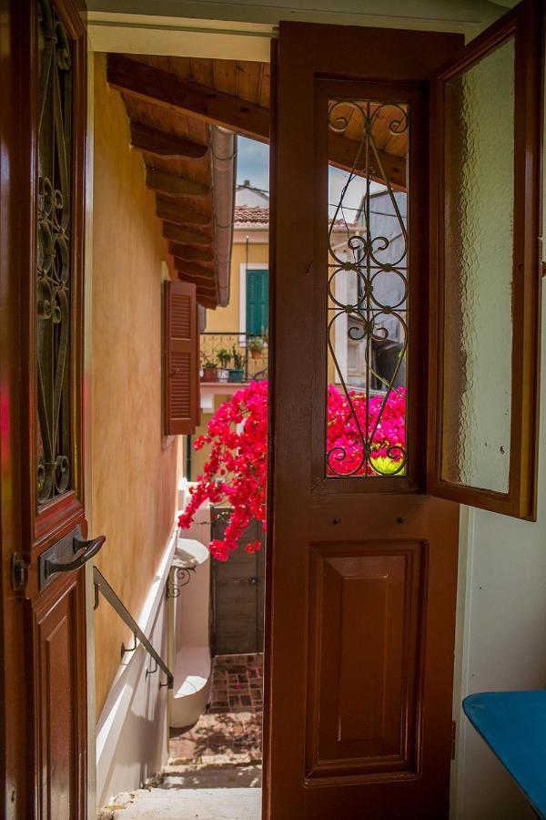 Lefkada Town Traditional House / Cozy Yard Eksteriør billede
